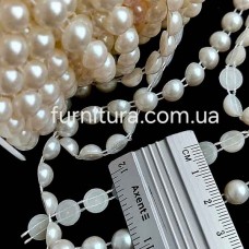 жемчуг половинки на нитке 8 мм, молоко, боб. 10 м | furnitura.com.ua
