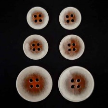 Пуговица трехразмерная, 24-28-32 мм