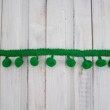 Стрічка з помпонами зелена трава, 2 см - furnitura.com.ua