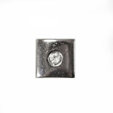 Пуговица арт. 015-металл,квадрат 15х115 мм + стразы.уп. 25 шт