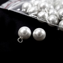 Пуговица жемчужинка белая на металлической ножке