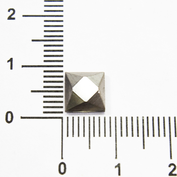 Стрази клейові квадрат графіт, 8х8 мм