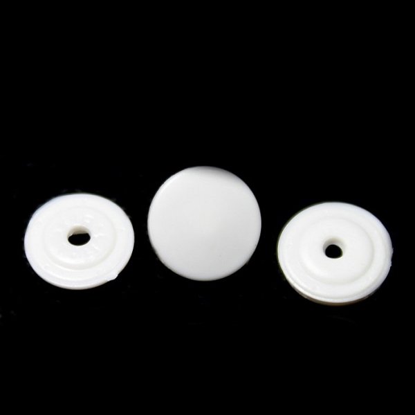 Кнопка пластикова біла, 12,5 мм